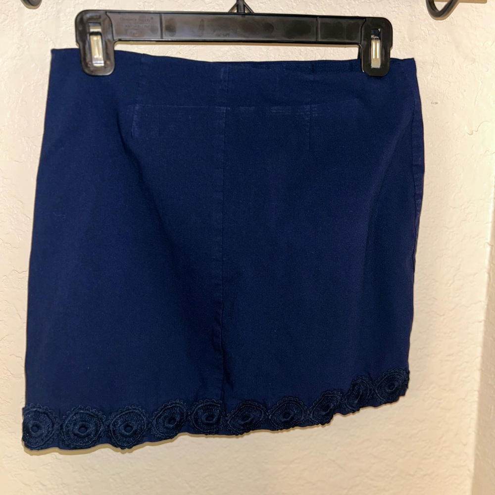 Skort - Picture 2 of 3
